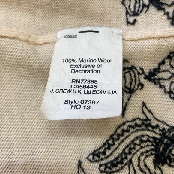 J Crew Women’s,Peach Cream/Black Marino Wool,Embroidered Sweater.Size-Small. - Picture 12 of 12